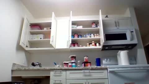 Snapshot of long1969dong chatting on November 19, 2025, 12:21 am long1969dong online show from November 19, 2025, 12:21 am