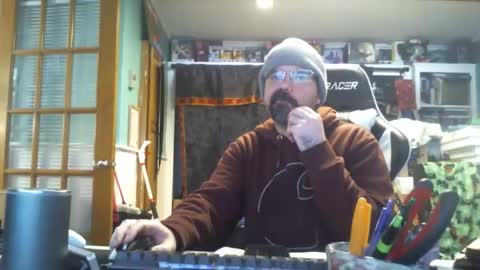 Snapshot of longandcut99 chatting on December 22, 2025, 4:26 pm longandcut99 online show from December 22, 2025, 4:26 pm