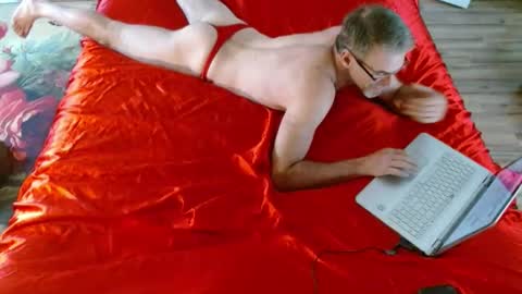 Snapshot of longbowrider555 chatting on February 13, 2025, 7:10 pm Jeff online show from February 13, 2025, 7:10 pm