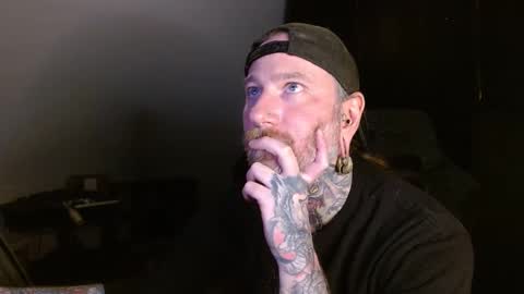 Snapshot of longhair021 chatting on January 6, 2025, 12:59 am longhair online show from January 6, 2025, 12:59 am