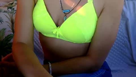 Snapshot of longlegstammy chatting on October 29, 2025, 4:53 pm Cutenurse91 online show from October 29, 2025, 4:53 pm