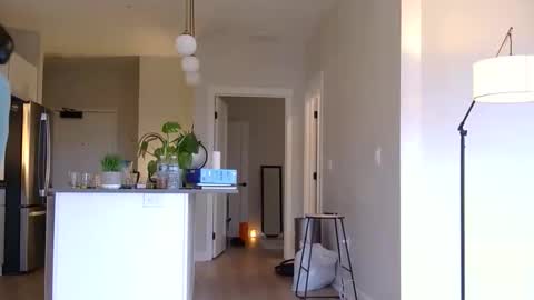 Snapshot of longlegstammy chatting on November 1, 2025, 4:42 pm Cutenurse91 online show from November 1, 2025, 4:42 pm