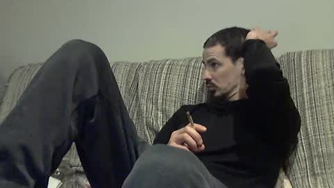 Snapshot of longnight5 chatting on January 26, 2025, 9:40 pm Alejandro Rulitos Twitter longnight55 Intagram 5longnight5 online show from January 26, 2025, 9:40 pm