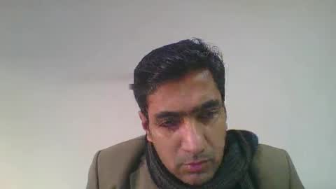 Snapshot of longthick1985 chatting on January 1, 2025, 10:00 am Lleida-man online show from January 1, 2025, 10:00 am