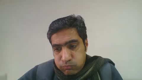 Snapshot of longthick1985 chatting on January 17, 2025, 4:39 am Lleida-man online show from January 17, 2025, 4:39 am