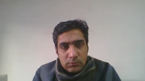 Snapshot of longthick1985 chatting on January 17, 2025, 9:17 am Lleida-man online show from January 17, 2025, 9:17 am