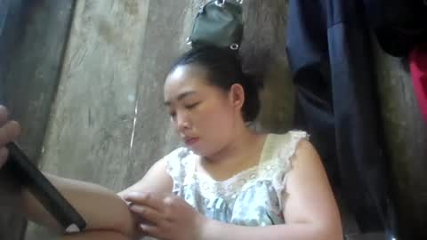 lonna_baby online show from August 9, 2026, 5:34 am