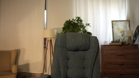 Snapshot of look_my_passion chatting on April 3, 2026, 7:06 am Hanna online show from April 3, 2026, 7:06 am