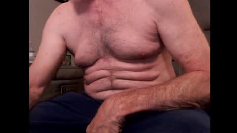 looking469 online show from October 12, 2025, 4:55 am