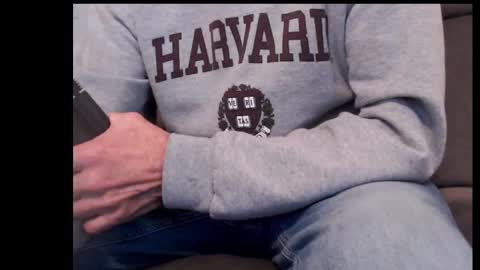 looking469 online show from November 10, 2025, 4:17 pm