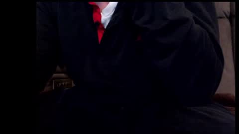 looking469 online show from November 19, 2025, 4:23 am