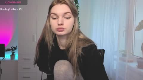 Snapshot of lookluna chatting on May 31, 2026, 6:10 am Luna online show from May 31, 2026, 6:10 am