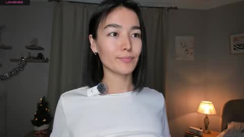 Lora control 2 min for every new Fan Club subscriber online show from December 18, 2025, 8:53 am