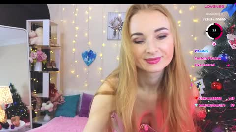 Snapshot of loracolins chatting on January 3, 2025, 7:18 pm LoraColins online show from January 3, 2025, 7:18 pm