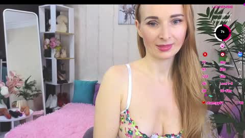 Snapshot of loracolins chatting on January 23, 2025, 8:56 pm LoraColins online show from January 23, 2025, 8:56 pm