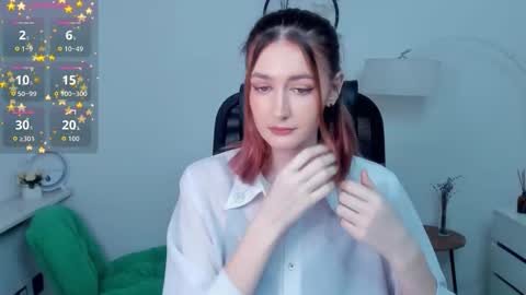 Lora online show from December 3, 2025, 11:08 am