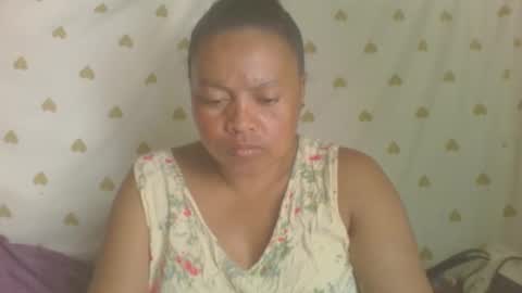 LorahVane online show from April 14, 2026, 12:00 pm