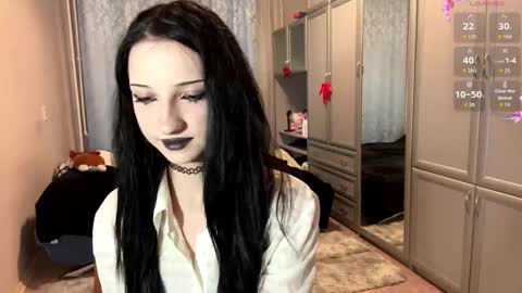 Snapshot of loraleeownby chatting on February 22, 2026, 5:00 pm Hello there im Luna Im new here Lets have fun online show from February 22, 2026, 5:00 pm