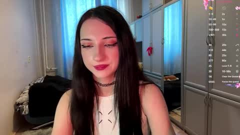 Hello there im Luna Im new here Lets have fun online show from March 19, 2026, 1:48 pm