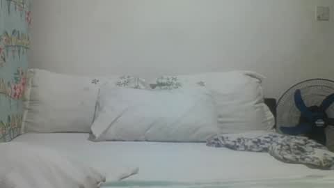 Snapshot of loreencutie chatting on October 14, 2025, 7:03 pm loreen online show from October 14, 2025, 7:03 pm