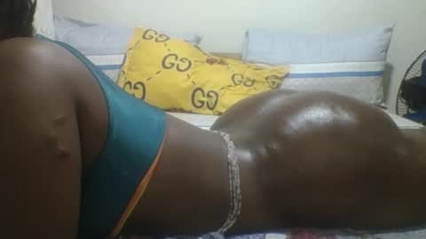 Snapshot of loreencutie chatting on October 20, 2025, 7:03 pm loreen online show from October 20, 2025, 7:03 pm