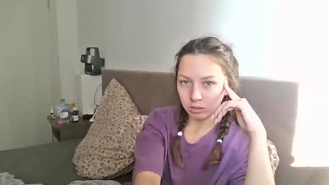 Snapshot of lorelea_cute chatting on September 30, 2025, 11:59 am Lorelea cute online show from September 30, 2025, 11:59 am