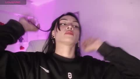 LORELI online show from March 1, 2026, 3:52 am