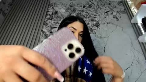 Doll Queen online show from November 26, 2025, 11:11 am