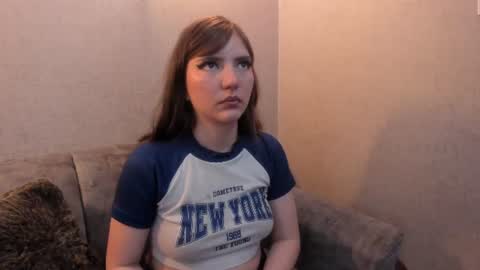 Loren   online show from August 4, 2026, 12:52 pm