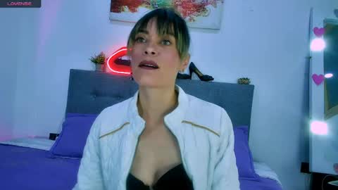 lorena_sweet3 online show from April 24, 2026, 1:46 pm