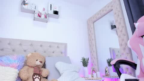 Lorena online show from March 16, 2026, 11:36 am