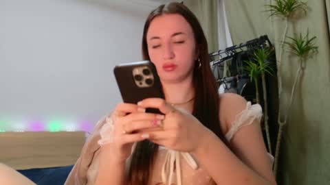 Snapshot of lorennameliyy chatting on February 2, 2025, 7:57 pm Amelia online show from February 2, 2025, 7:57 pm