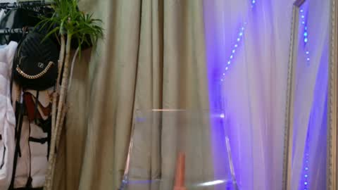 Snapshot of lorennameliyy chatting on March 10, 2025, 11:16 pm Amelia online show from March 10, 2025, 11:16 pm