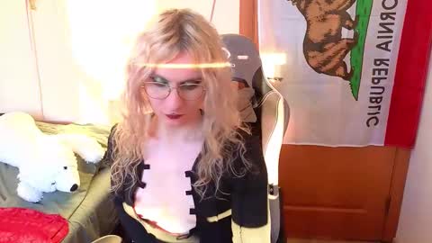 Lori -----------------------------------    online show from February 14, 2026, 1:41 pm