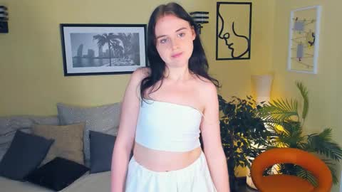 Lori online show from October 23, 2025, 7:40 am