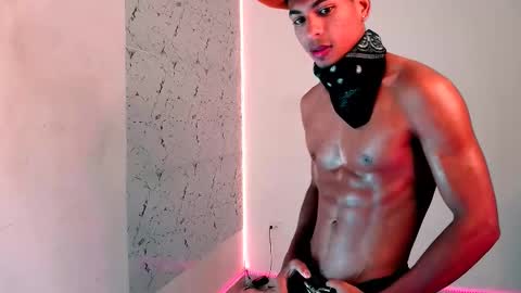 Snapshot of lorian_vikel chatting on September 23, 2025, 10:02 pm Lorian Vikel online show from September 23, 2025, 10:02 pm