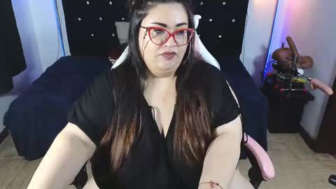 Snapshot of loriscohen3 chatting on February 27, 2025, 6:40 am loriscohen3 online show from February 27, 2025, 6:40 am