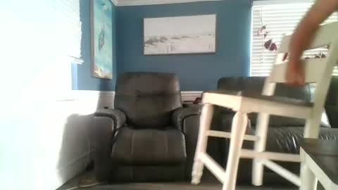 Snapshot of lostclover695 chatting on December 20, 2024, 1:22 pm lostclover695 online show from December 20, 2024, 1:22 pm