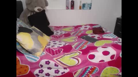 Snapshot of lou_anna02 chatting on September 24, 2025, 10:24 pm lou_anna02 online show from September 24, 2025, 10:24 pm