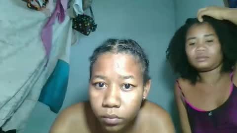 Snapshot of louane98 chatting on March 14, 2026, 8:42 am louane98 online show from March 14, 2026, 8:42 am