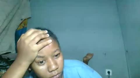 Snapshot of louane98 chatting on March 20, 2026, 8:57 pm louane98 online show from March 20, 2026, 8:57 pm