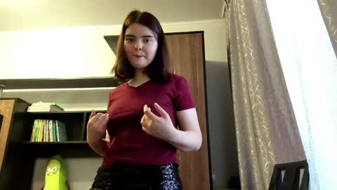 Esma online show from May 10, 2026, 8:08 am