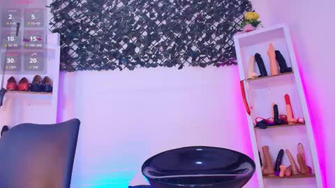  LouIse  online show from March 12, 2026, 2:23 pm