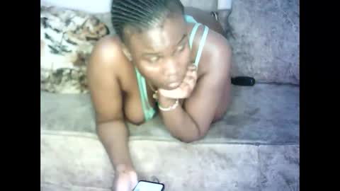 Snapshot of love1378 chatting on October 12, 2025, 12:42 am Cynthia. A online show from October 12, 2025, 12:42 am