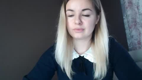 Snapshot of love_dom_meg chatting on March 3, 2026, 9:26 am Megane online show from March 3, 2026, 9:26 am