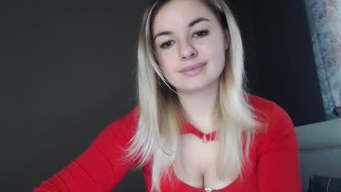 Snapshot of love_dom_meg chatting on March 11, 2026, 9:37 am Megane online show from March 11, 2026, 9:37 am