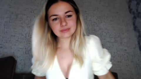 Snapshot of love_dom_meg chatting on July 14, 2026, 6:51 am Megane online show from July 14, 2026, 6:51 am
