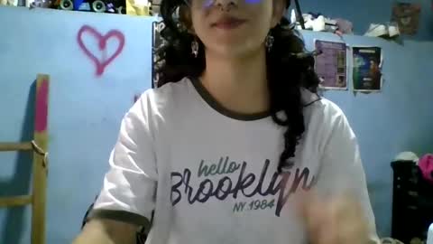 love_electra online show from September 19, 2025, 12:50 pm