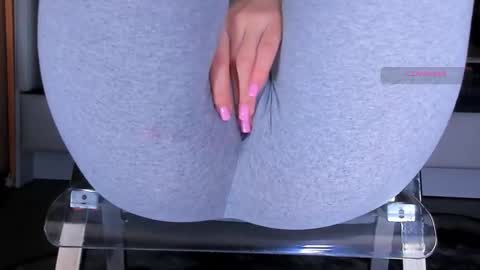 Kira online show from March 25, 2026, 7:36 am