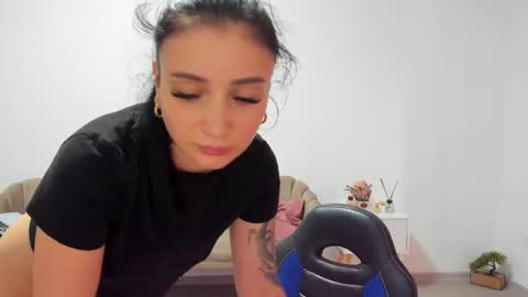Snapshot of love_mexoxo chatting on May 31, 2026, 8:54 am Andreea online show from May 31, 2026, 8:54 am